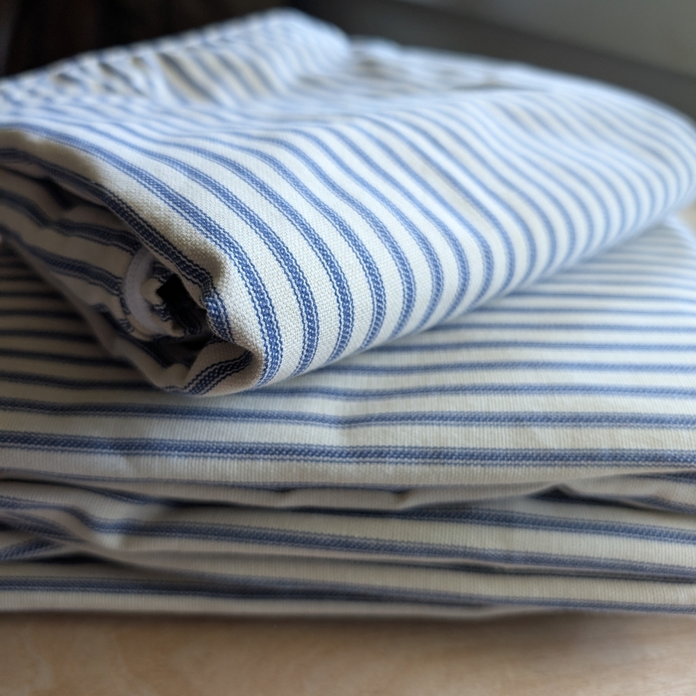 Twin Duvet Cover And Navy And Cream Newwith Tags  First Quality 3 Available